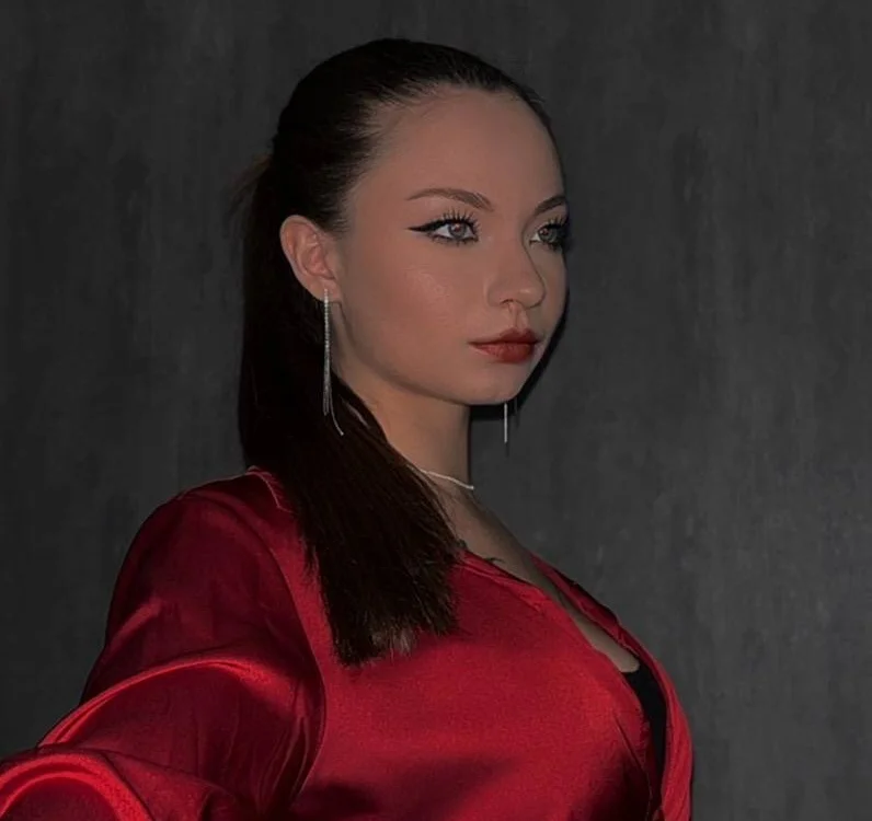 SaraNunez's Offline XXX Chat