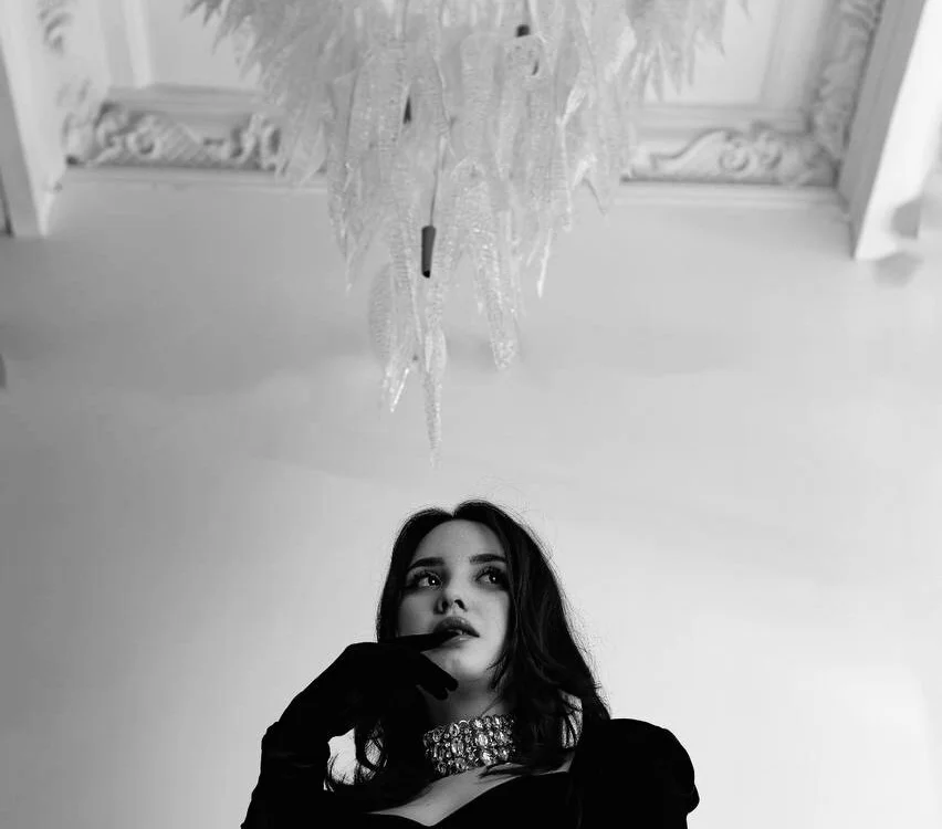 DoraCharmer Obrolan XXX Offline