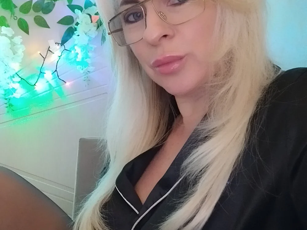 HannaMilf81 offline chatrum