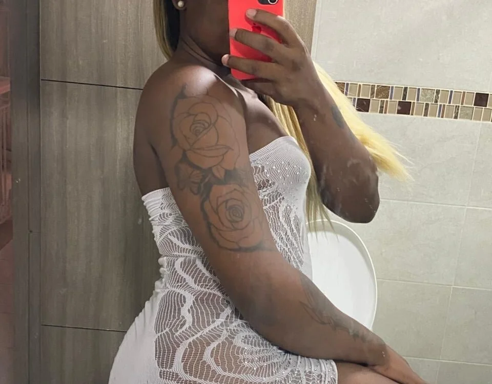 daniela-hot01's Offline XXX Chat