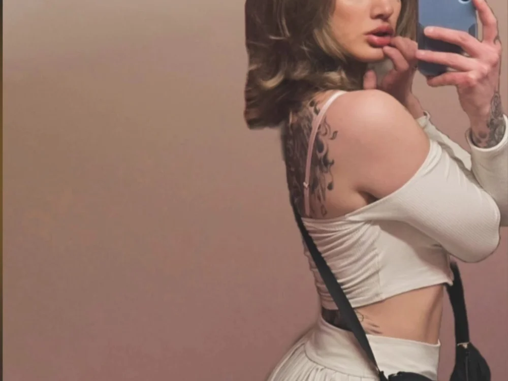 ห้องแชทออฟไลน์ของ selena_starr