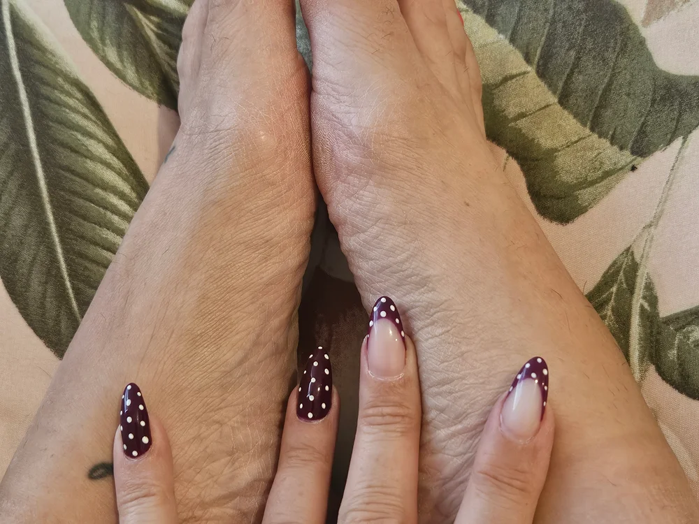 Addictive_Kirstie29