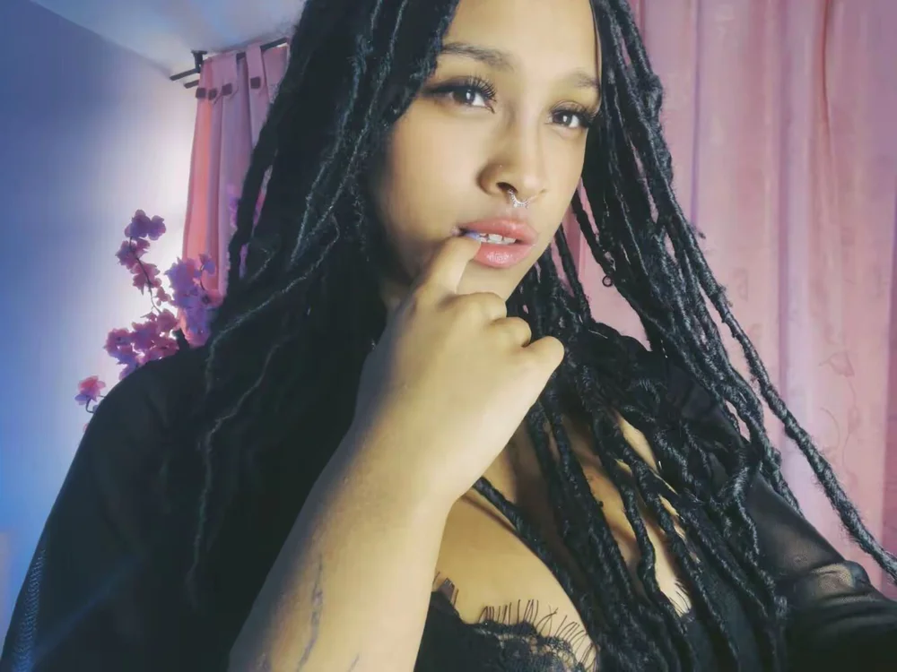 Offline XXX chat modela Elith_noa