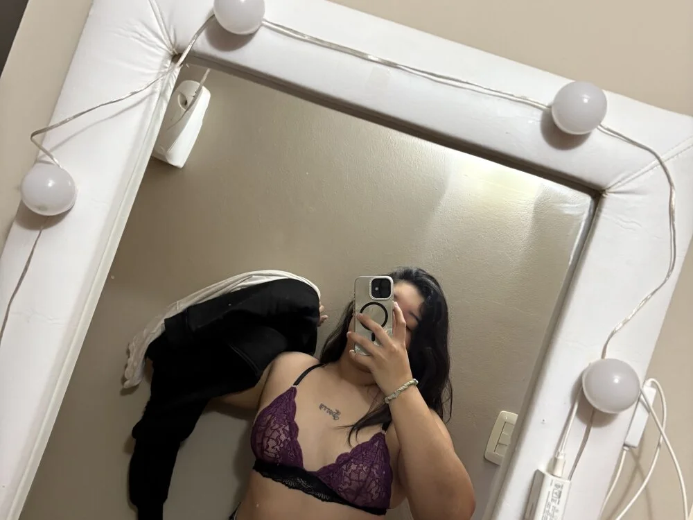 SyNHotx22 offline XXX-chat