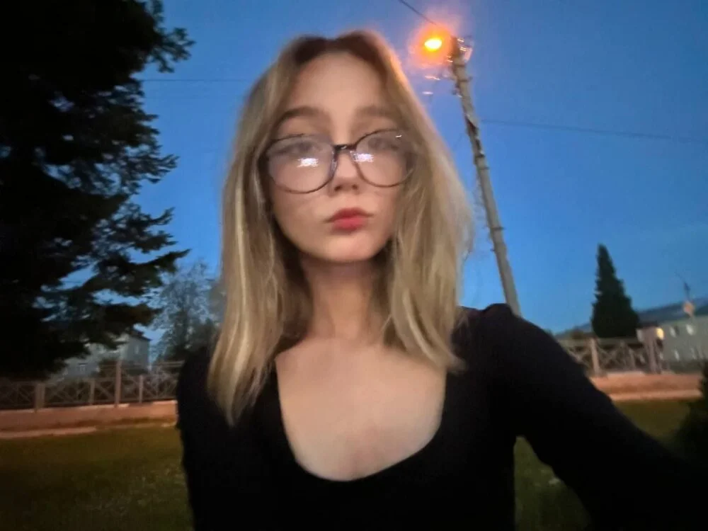 HoaPattonn Offline XXX chat