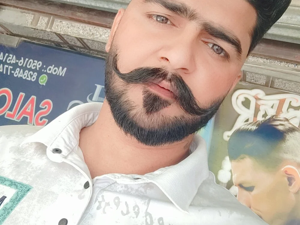 Punjabicouple23