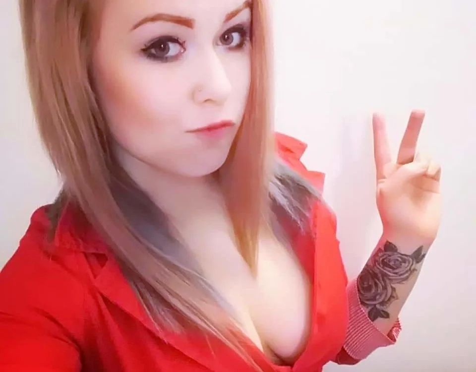 Medisonswift's Offline Chat Room