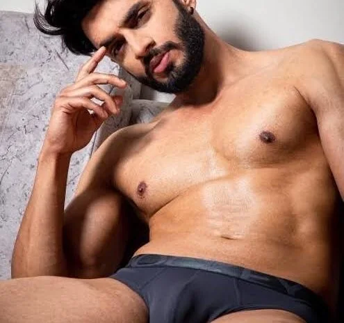 Jerking_jojo's Offline XXX Chat