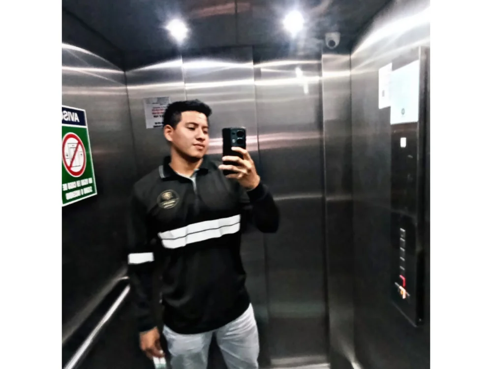 Ioran - Trans webcam sex chat
