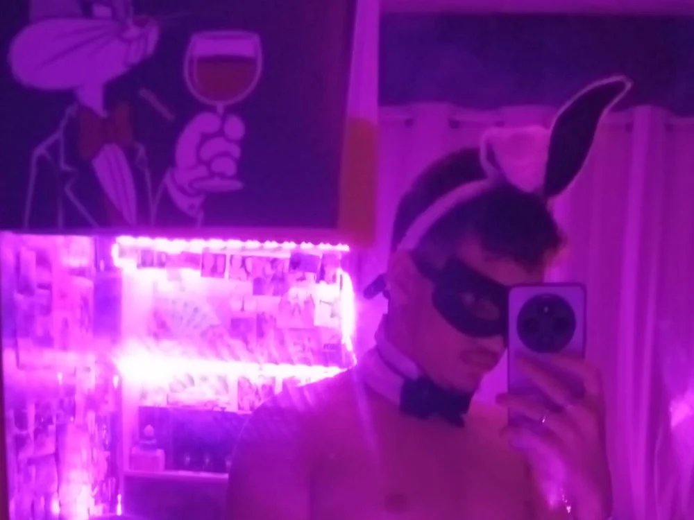 Black_Rabbit's Offline Chat Room