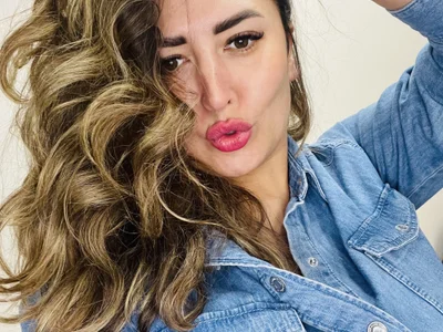 OliviaXBuckley - Girl 