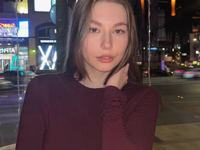NikaBonita - Girl 