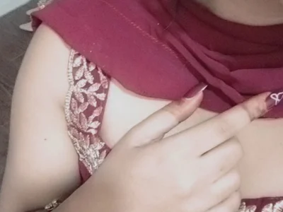 Decent_Queen Female Cumshot Online Cam Chat