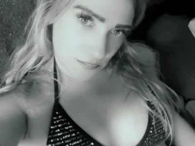 Roxy_Blume Female Twerkwhite Online Webcam Nude