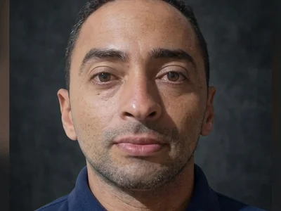 Dennisback23