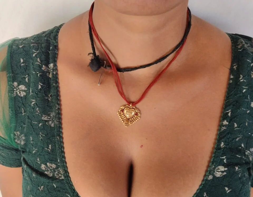 Anita-Dube – Offline XXX chat