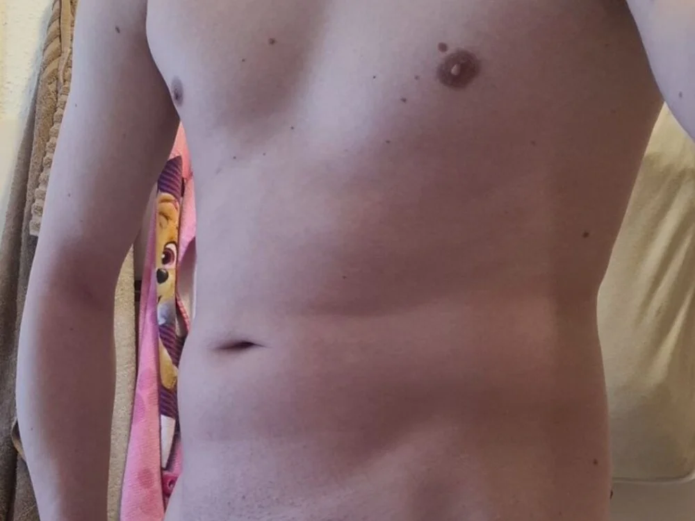 ShyGuyWannaTry: συνομιλία ΧΧΧ εκτός σύνδεσης