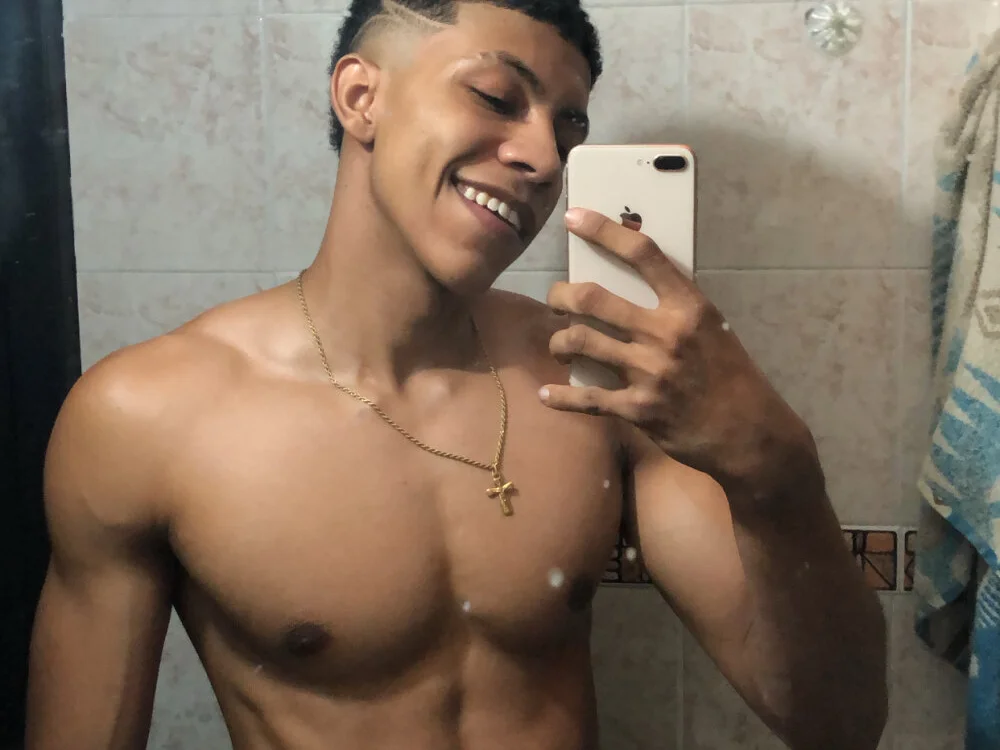 Offline XXX chat modela RickyEbony