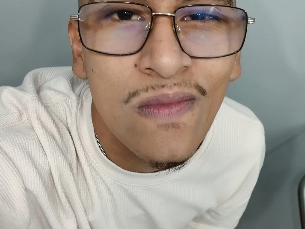 Chat +18 off-line de Lil_black009