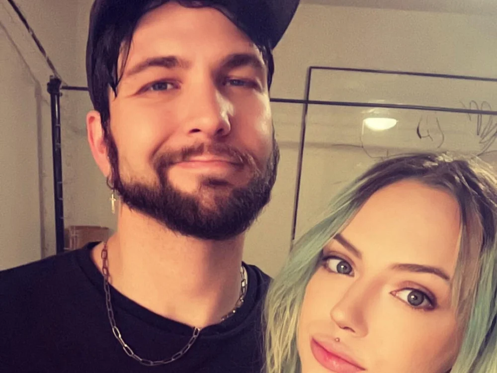 Offline chatovací místnost fatalxcouple