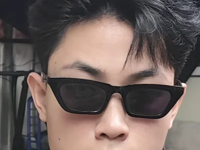 Conkuhoangda Male Mobile XXX Cam