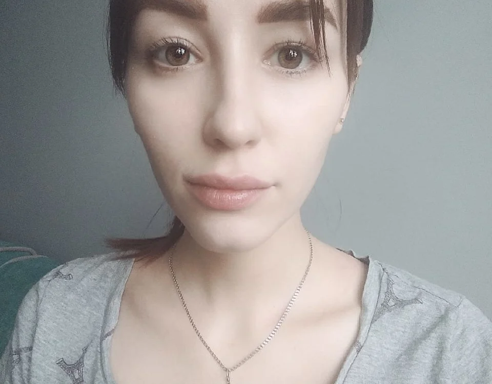 AnniYanis' Offline Chat Room