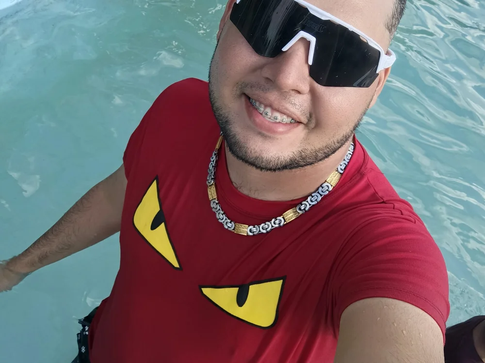 Offline XXX chat EllRey1004