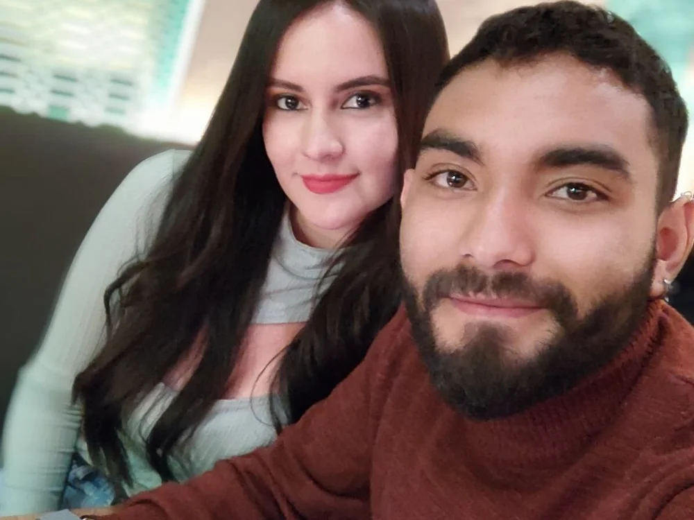 _maddy_and_max_'s Offline Chat Room