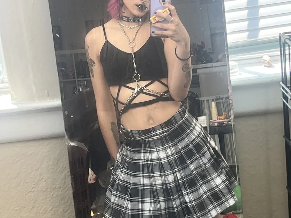 Harley_cams Chat XXX Ngoại tuyến