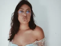Girl_Scarlett_