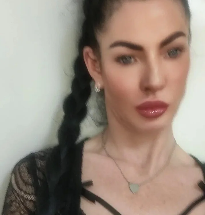 orkideja's Offline Chat Room