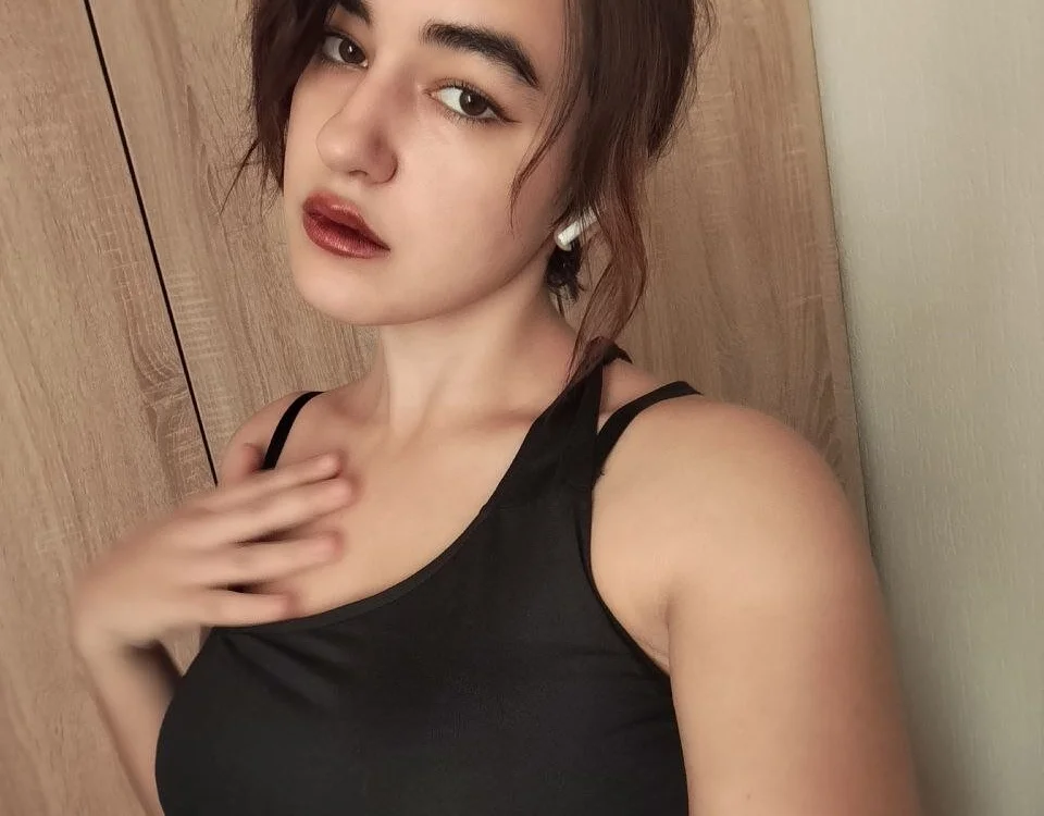 BellaSivay: συνομιλία ΧΧΧ εκτός σύνδεσης