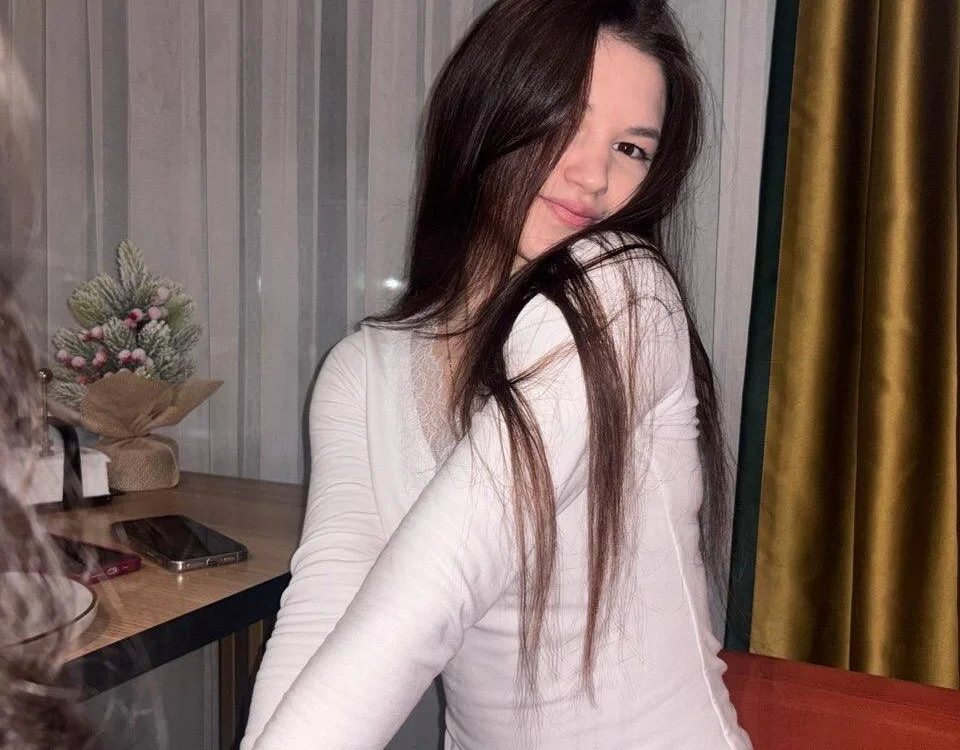 JordanAndronisn Offline XXX chat