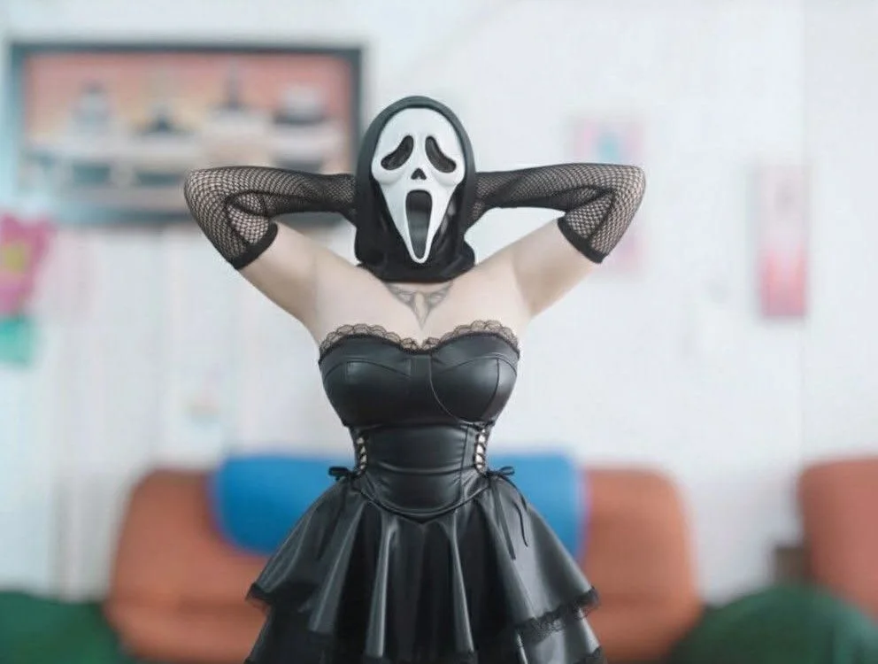 Aurelia_Walker's Offline XXX Chat