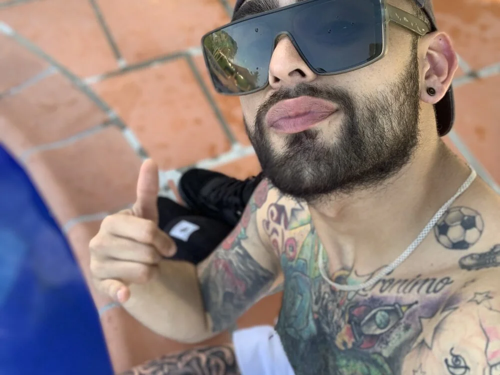 elmilow Offline XXX-chat