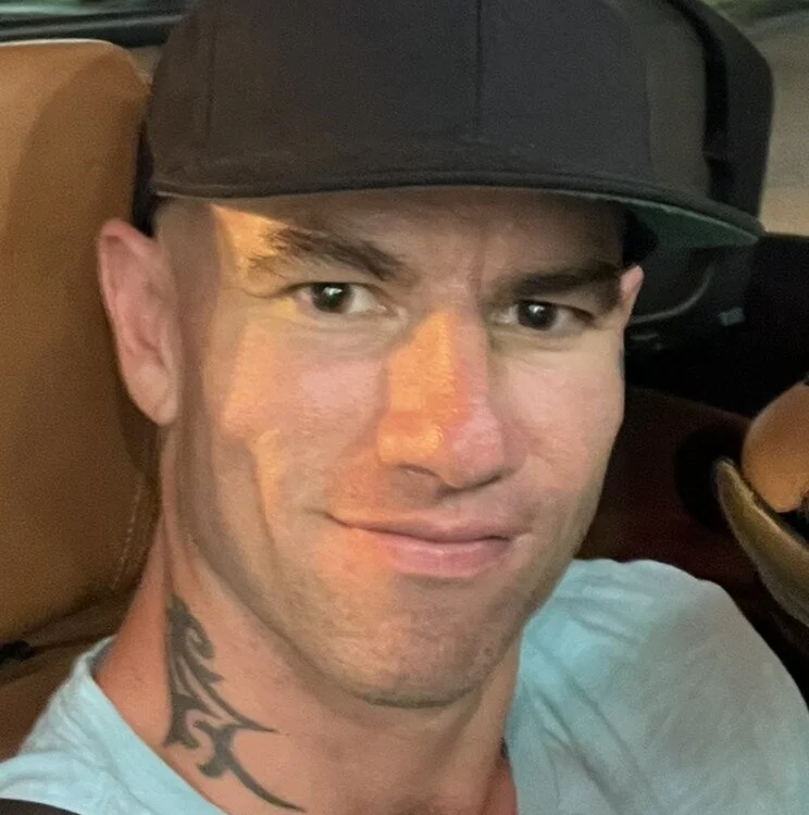 bam14680's Offline Chat Room