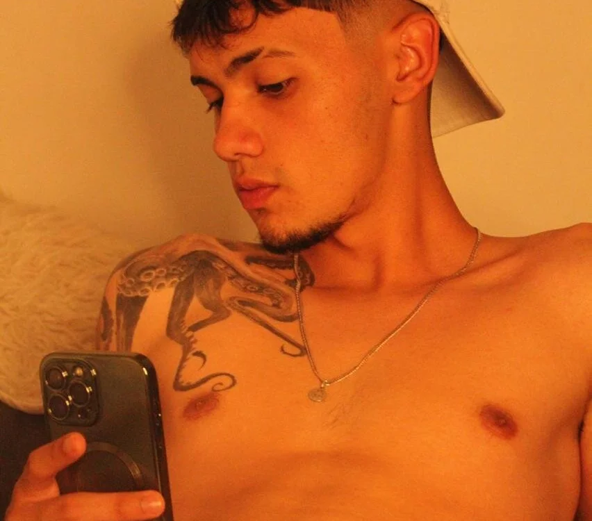 TOMMY_FEDE offline chatrum