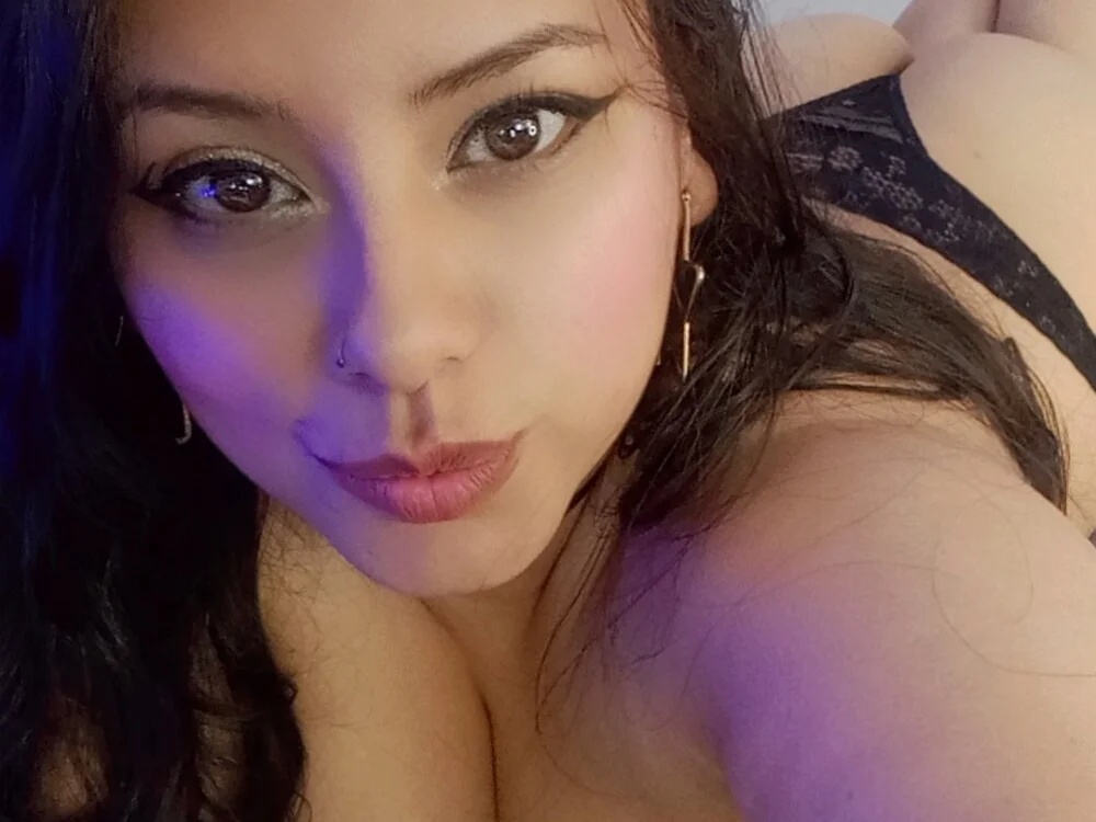 Katelovee_ offline XXX-chat