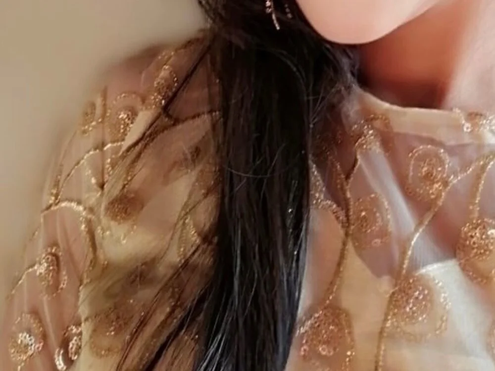 InayatSingh 離線 XXX 聊天