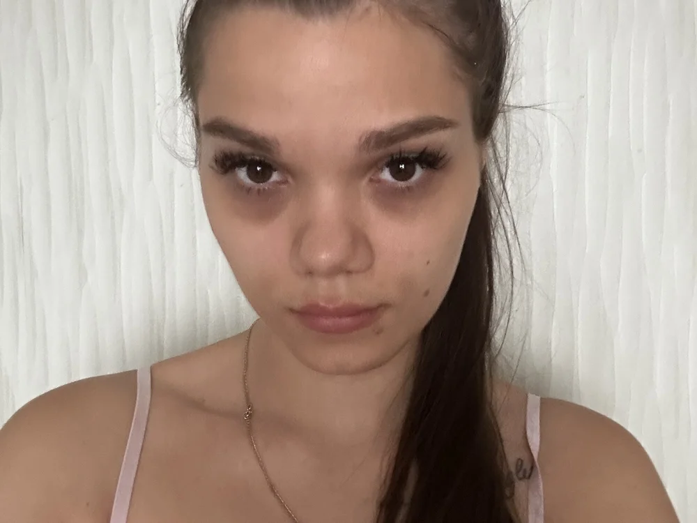 CarIaSain's Offline XXX Chat