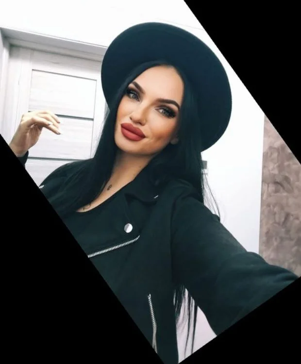 Ella_Stormx's Offline XXX Chat