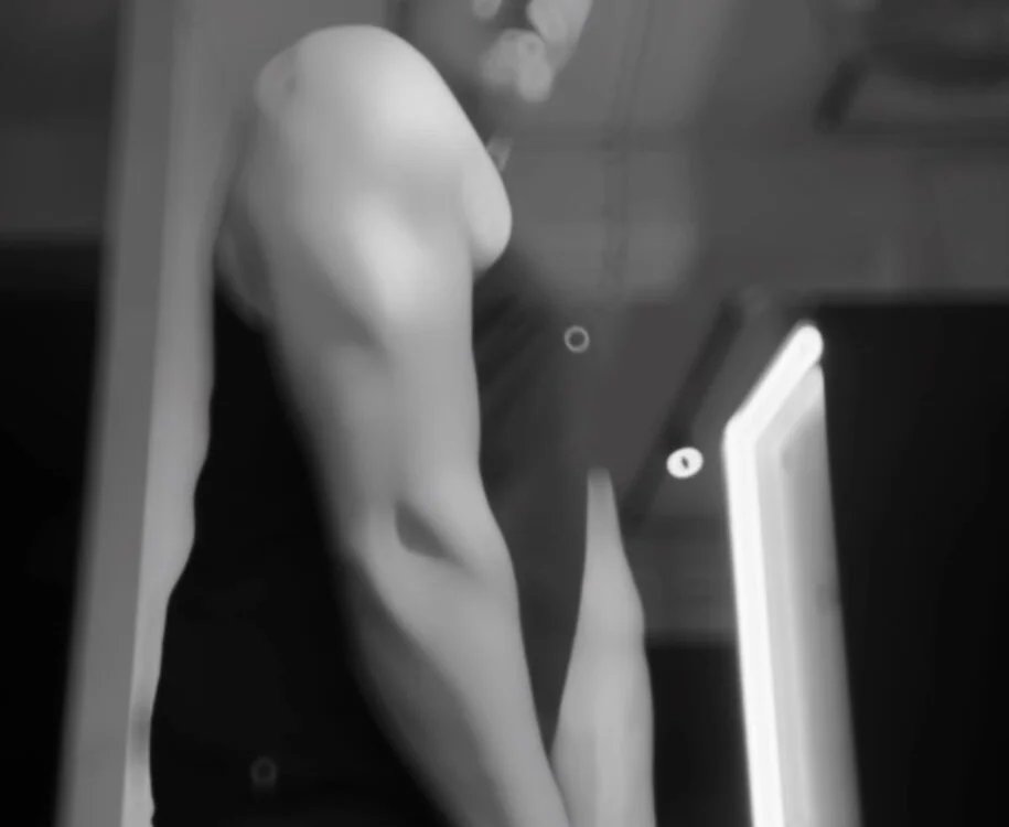 دردشة Moonnym الجنسية دون اتصال