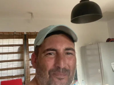 Sacrecoquine Male Daddies Webcam Strip