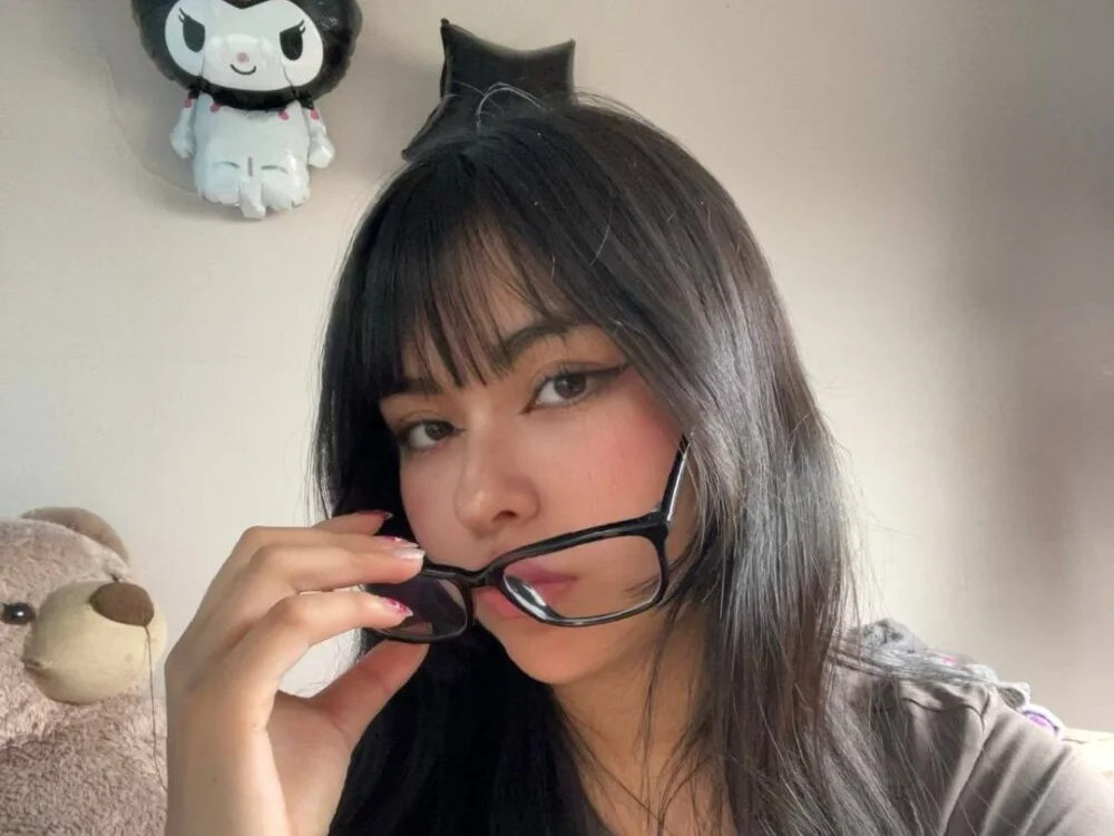 kur_purp Offline XXX Chat