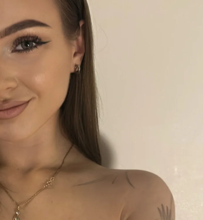Marlena_mel's Offline XXX Chat