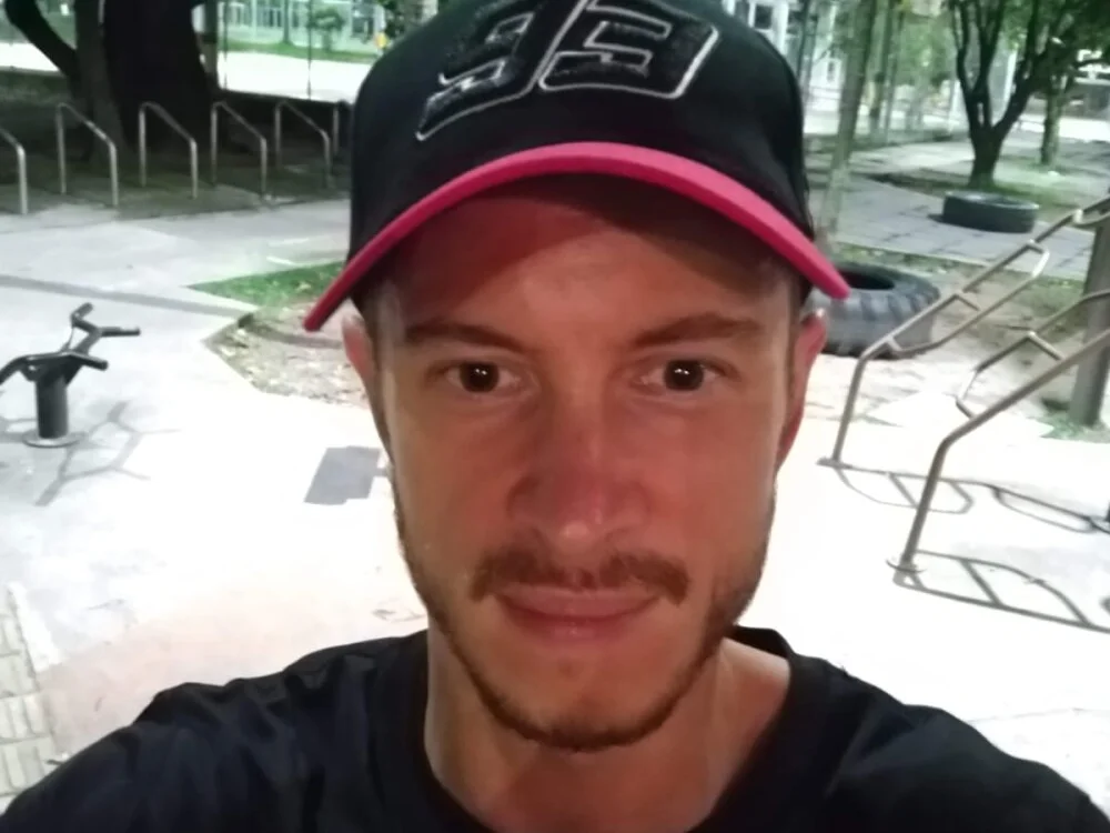 RIQUIRICHDICKn Offline XXX chat