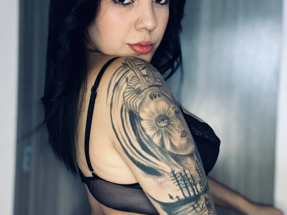 AlyssaVelascuria offline chatrum