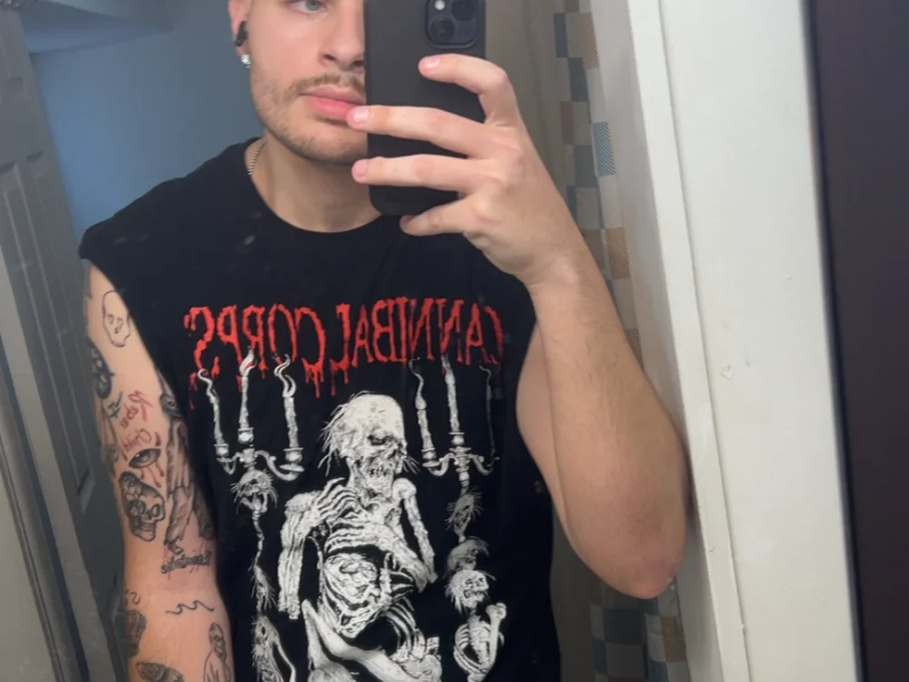 Youngstud2102: συνομιλία ΧΧΧ εκτός σύνδεσης