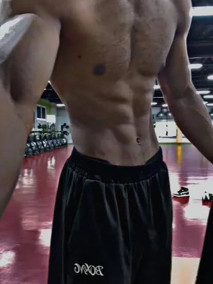 แชท XXX ออฟไลน์ของ FlungBergenia