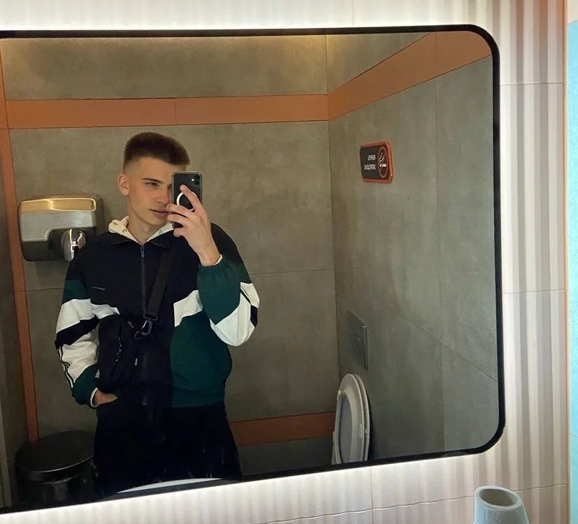 Lavay1 - Male webcam sex chat